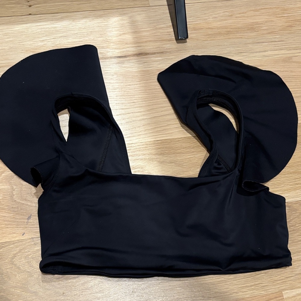 Hill house home isla swim top. Black medium. Great used condition